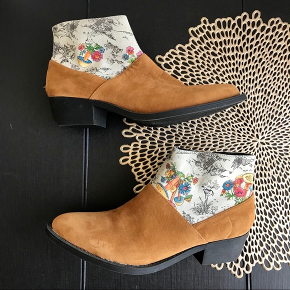 ASOS Shoes - [ASOS] YRU Western Mushroom Ankle Booties